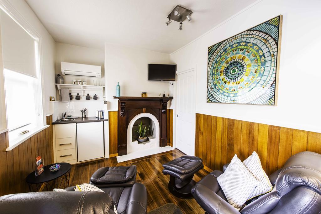 Touchwood Cottages Stanley Ngoại thất bức ảnh