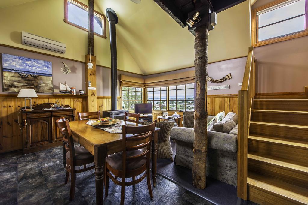 Touchwood Cottages Stanley Ngoại thất bức ảnh